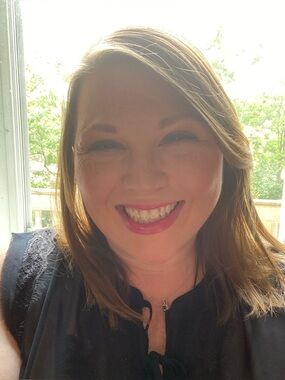 Meet your Posher, Dana